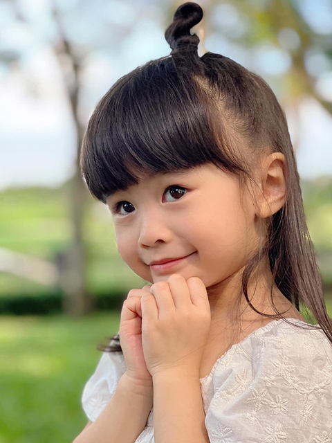 Ảnh vui sao Việt 25/7: Bố con Xuân Bắc nhà chả có gì ngoài mũ cối - Ảnh 3. Ảnh vui sao Việt 25/7: Bố con Xuân Bắc nhà chả có gì ngoài mũ cối - Ảnh 3.