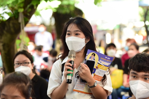 Công bố điểm thi tốt nghiệp THPT: Ngỡ ngàng môn sử - Ảnh 2. Công bố điểm thi tốt nghiệp THPT: Ngỡ ngàng môn sử - Ảnh 2.