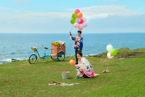Ngoài thay nhiều quần áo, Thích thích của Phương Ly có gì để thích nữa không? - Ảnh 4. Ngoài thay nhiều quần áo, Thích thích của Phương Ly có gì để thích nữa không? - Ảnh 4.
