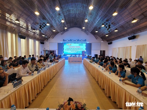 Con thấy bạn bè có dấu hiệu bị xâm hại, bạo lực, không biết chia sẻ cùng ai... - Ảnh 1. Con thấy bạn bè có dấu hiệu bị xâm hại, bạo lực, không biết chia sẻ cùng ai... - Ảnh 1.