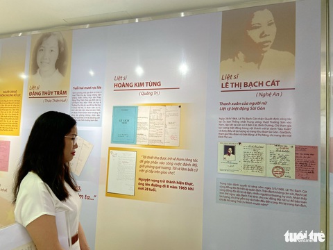 Xem hồ sơ, kỷ vật ‘đi B’ của Phan Huỳnh Điểu, Lê Anh Xuân, Đặng Thùy Trâm - Ảnh 2. Xem hồ sơ, kỷ vật ‘đi B’ của Phan Huỳnh Điểu, Lê Anh Xuân, Đặng Thùy Trâm - Ảnh 2.