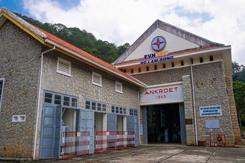 Cầu Long Biên, Văn Miếu Quốc Tử Giám, hang Sơn Đoòng... được xác lập kỷ lục bất biến - Ảnh 14. Cầu Long Biên, Văn Miếu Quốc Tử Giám, hang Sơn Đoòng... được xác lập kỷ lục bất biến - Ảnh 14.