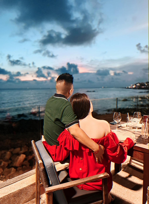 Ảnh vui sao Việt 26/7: Hồ Ngọc Hà nóng bỏng ở trời Âu - Ảnh 11. Ảnh vui sao Việt 26/7: Hồ Ngọc Hà nóng bỏng ở trời Âu - Ảnh 11.