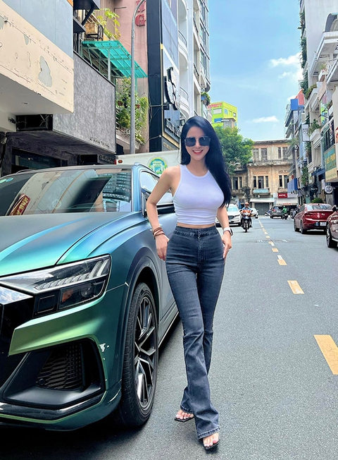 Ảnh vui sao Việt 26/7: Hồ Ngọc Hà nóng bỏng ở trời Âu - Ảnh 10. Ảnh vui sao Việt 26/7: Hồ Ngọc Hà nóng bỏng ở trời Âu - Ảnh 10.