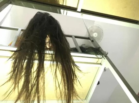 Hú hồn hú vía với cảnh thường gặp khi ở ký túc xá nữ - Ảnh 4. Hú hồn hú vía với cảnh thường gặp khi ở ký túc xá nữ - Ảnh 4.