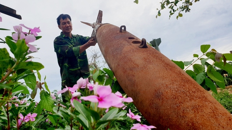 Kỷ niệm 75 năm Ngày thương binh liệt sĩ 27-7: Yêu thương hòa bình giữa vườn chiến tranh - Ảnh 2. Kỷ niệm 75 năm Ngày thương binh liệt sĩ 27-7: Yêu thương hòa bình giữa vườn chiến tranh - Ảnh 2.