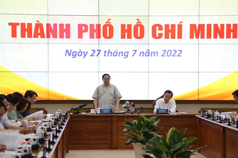 Thủ tướng: Nghiên cứu đặc thù tăng nhân sự hoặc tăng lương công chức, viên chức cho TP.HCM - Ảnh 1. Thủ tướng: Nghiên cứu đặc thù tăng nhân sự hoặc tăng lương công chức, viên chức cho TP.HCM - Ảnh 1.
