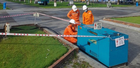 Đảm bảo cung cấp điện cho chương trình cầu truyền hình ‘Khúc tráng ca hòa bình - Ảnh 2. Đảm bảo cung cấp điện cho chương trình cầu truyền hình ‘Khúc tráng ca hòa bình - Ảnh 2.