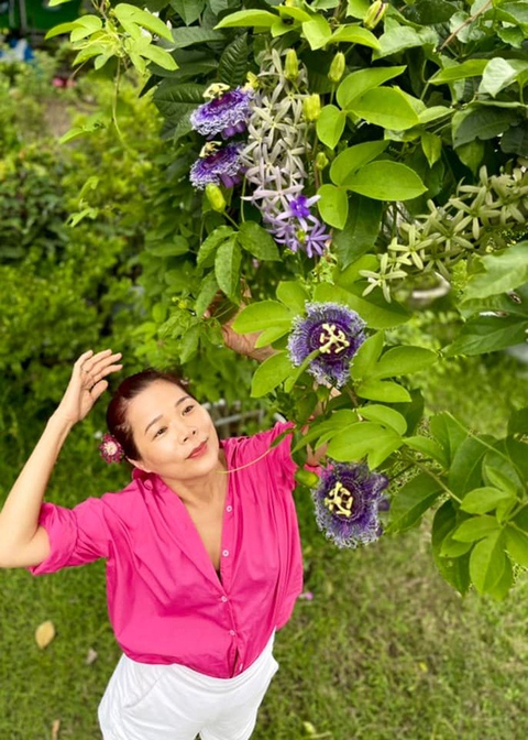 Mỹ Lệ làm nông dân, tự nuôi trồng phục vụ gia đình - Ảnh 11. Mỹ Lệ làm nông dân, tự nuôi trồng phục vụ gia đình - Ảnh 11.