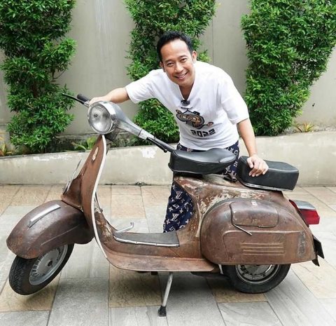 Những màn độ xe Vespa ‘không tưởng’: Biến thành xe tăng, xe 1 bánh, dùng thân tre... - Ảnh 2. Những màn độ xe Vespa ‘không tưởng’: Biến thành xe tăng, xe 1 bánh, dùng thân tre... - Ảnh 2.