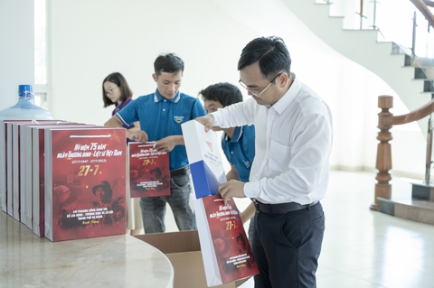 CVI Pharma thực hiện chương trình tri ân - Ảnh 3. CVI Pharma thực hiện chương trình tri ân - Ảnh 3.