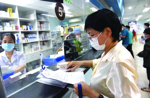 Tin sáng 7-8: 28/34 sở y tế và 12/21 bệnh viện tuyến trung ương báo cáo thiếu thuốc - Ảnh 2. Tin sáng 7-8: 28/34 sở y tế và 12/21 bệnh viện tuyến trung ương báo cáo thiếu thuốc - Ảnh 2.