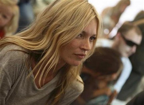 Siêu mẫu tình cũ Johnny Depp trải lòng về những góc khuất nghề người mẫu - Ảnh 1. Siêu mẫu tình cũ Johnny Depp trải lòng về những góc khuất nghề người mẫu - Ảnh 1.