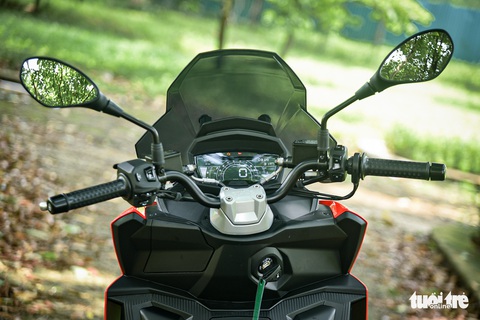 Xe tay ga cho dân mê phượt: Aprilia SR GT 200 giá từ 97 triệu đồng - Ảnh 10. Xe tay ga cho dân mê phượt: Aprilia SR GT 200 giá từ 97 triệu đồng - Ảnh 10.