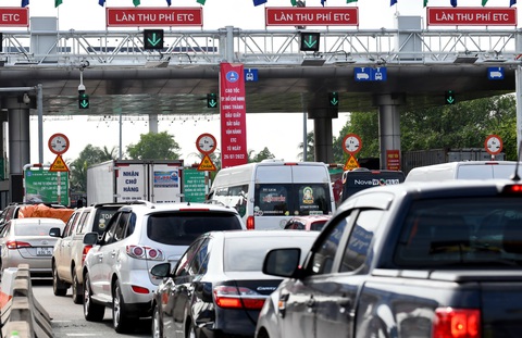 Thu phí không dừng sắp đến giờ G - Ảnh 1. Thu phí không dừng sắp đến giờ G - Ảnh 1.