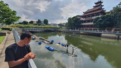Chuyện một khách thương hồ mất nhà trong đêm trăng Nhiêu Lộc... - Ảnh 1. Chuyện một khách thương hồ mất nhà trong đêm trăng Nhiêu Lộc... - Ảnh 1.