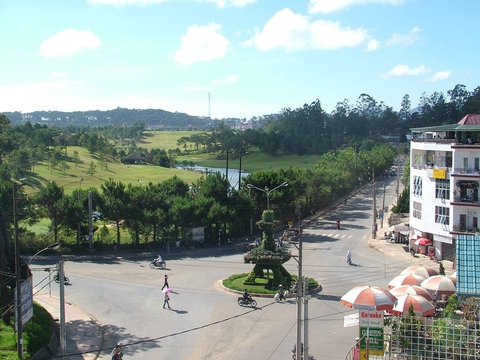 Trả lại em yêu, khung trời đại học - Kỳ 1: Đại học Đà Lạt của kẻ thả mộng theo mây - Ảnh 2. Trả lại em yêu, khung trời đại học - Kỳ 1: Đại học Đà Lạt của kẻ thả mộng theo mây - Ảnh 2.