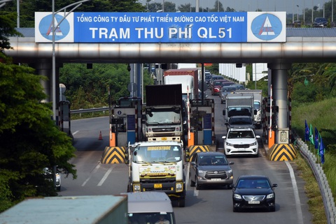 Từ 1-8, xe không dán thẻ vào đường cao tốc bị phạt đến 3 triệu đồng - Ảnh 3. Từ 1-8, xe không dán thẻ vào đường cao tốc bị phạt đến 3 triệu đồng - Ảnh 3.