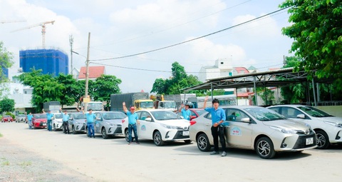 Trung tâm dạy lái xe Dầu Khí đầu tư 100 xe số tự động - Ảnh 3. Trung tâm dạy lái xe Dầu Khí đầu tư 100 xe số tự động - Ảnh 3.