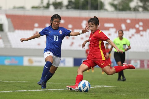 Tuyển nữ U18 Việt Nam thắng Campuchia 7-0 - Ảnh 1. Tuyển nữ U18 Việt Nam thắng Campuchia 7-0 - Ảnh 1.