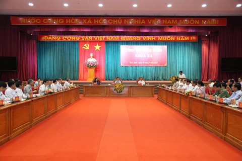 Thường trực Ban Bí thư Võ Văn Thưởng làm việc với Ban thường vụ Tỉnh ủy Bình Định - Ảnh 1. Thường trực Ban Bí thư Võ Văn Thưởng làm việc với Ban thường vụ Tỉnh ủy Bình Định - Ảnh 1.