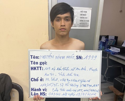 Kề dao vào cổ tài xế taxi cướp tài sản, nhảy sông định tẩu thoát nhưng chết đuối - Ảnh 1. Kề dao vào cổ tài xế taxi cướp tài sản, nhảy sông định tẩu thoát nhưng chết đuối - Ảnh 1.