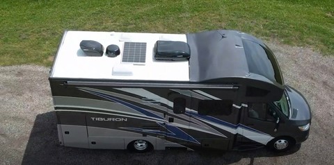 Mercedes-Benz Sprinter độ thành nhà 5 gian di động đủ cho 5 người sống du mục - Ảnh 14.