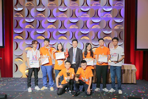 Đoạt 4 huy chương, đội Việt Nam vươn lên top 1 Vô địch Tin học văn phòng thế giới - Ảnh 1. Đoạt 4 huy chương, đội Việt Nam vươn lên top 1 Vô địch Tin học văn phòng thế giới - Ảnh 1.