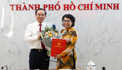 Bà Tô Thị Bích Châu làm bí thư Quận ủy quận 1 - Ảnh 1. Bà Tô Thị Bích Châu làm bí thư Quận ủy quận 1 - Ảnh 1.