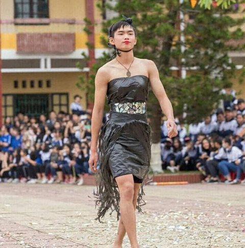 Hội nam sinh hóa... công chúa lực điền, girl cá tính, Phi Mã Lệ Xuân - Ảnh 5. Hội nam sinh hóa... công chúa lực điền, girl cá tính, Phi Mã Lệ Xuân - Ảnh 5.
