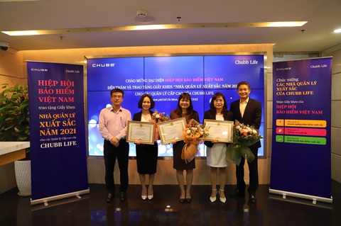 Chubb Life Việt Nam được vinh danh Top 10 Công ty bảo hiểm nhân thọ uy tín năm 2022 - Ảnh 2. Chubb Life Việt Nam được vinh danh Top 10 Công ty bảo hiểm nhân thọ uy tín năm 2022 - Ảnh 2.