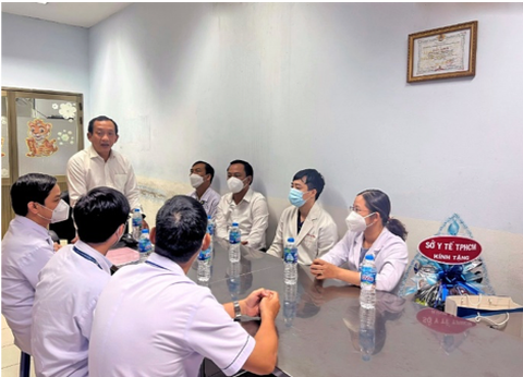 Lãnh đạo Sở Y tế TP.HCM đến thăm hỏi, động viên khoa cấp cứu, nơi bác sĩ bị hành hung - Ảnh 1. Lãnh đạo Sở Y tế TP.HCM đến thăm hỏi, động viên khoa cấp cứu, nơi bác sĩ bị hành hung - Ảnh 1.