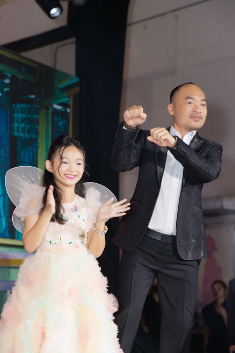 Sao nhí ‘Dân chơi không sợ con rơi’ chinh phục khán giả Việt - Ảnh 1. Sao nhí ‘Dân chơi không sợ con rơi’ chinh phục khán giả Việt - Ảnh 1.