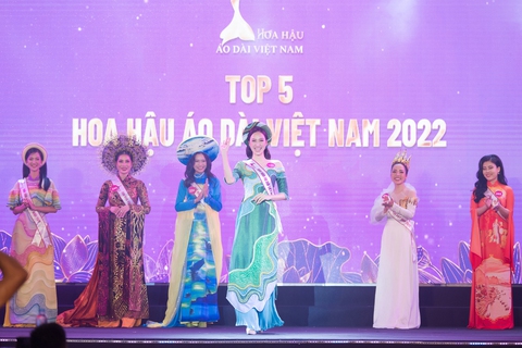 Người đẹp Tuyên Quang đăng quang Hoa hậu áo dài Việt Nam 2022 - Ảnh 3. Người đẹp Tuyên Quang đăng quang Hoa hậu áo dài Việt Nam 2022 - Ảnh 3.