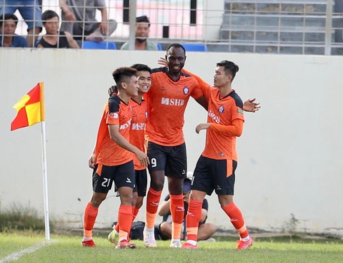 Không còn Quang Hải, CLB Hà Nội thua trận đầu tiên của mùa giải - Ảnh 1. Không còn Quang Hải, CLB Hà Nội thua trận đầu tiên của mùa giải - Ảnh 1.