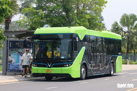 Một bạn đọc 15 năm đi xe buýt nêu 7 lý do giải ế cho xe buýt - Ảnh 1. Một bạn đọc 15 năm đi xe buýt nêu 7 lý do giải ế cho xe buýt - Ảnh 1.