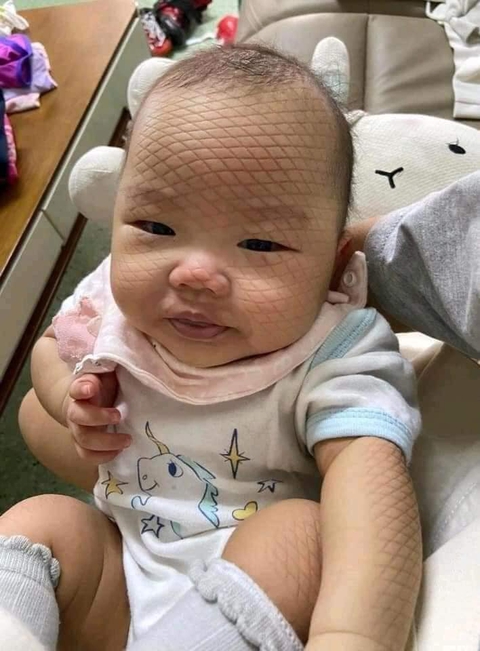 Ảnh vui 30/7: Chi Pu hóa chị Ba vàng ngọc khiến dân mạng cười mệt - Ảnh 5. Ảnh vui 30/7: Chi Pu hóa chị Ba vàng ngọc khiến dân mạng cười mệt - Ảnh 5.