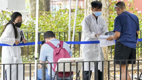 Ghi nhận số ca đậu mùa khỉ cao nhất nước Mỹ, New York ban bố tình trạng khẩn cấp - Ảnh 1. Ghi nhận số ca đậu mùa khỉ cao nhất nước Mỹ, New York ban bố tình trạng khẩn cấp - Ảnh 1.