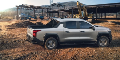 Sau Ford, đến lượt GM ra tay với đại lý bia kèm lạc: Cắt xe, cắt quyền bảo hành - Ảnh 1. Sau Ford, đến lượt GM ra tay với đại lý bia kèm lạc: Cắt xe, cắt quyền bảo hành - Ảnh 1.