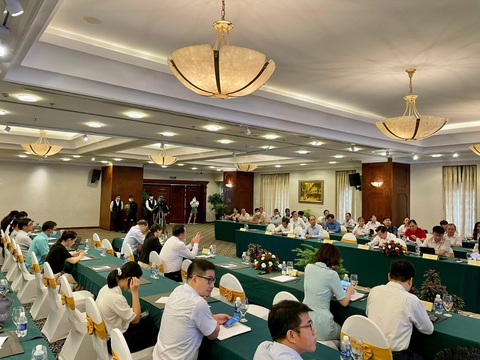 Doanh nghiệp buýt bỏ tuyến, Phương Trang sẵn sàng đảm nhận - Ảnh 2. Doanh nghiệp buýt bỏ tuyến, Phương Trang sẵn sàng đảm nhận - Ảnh 2.