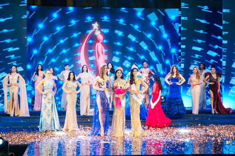 Nữ sinh 16 tuổi lộng lẫy đội vương miện Miss Teen International 2022 - Ảnh 1. Nữ sinh 16 tuổi lộng lẫy đội vương miện Miss Teen International 2022 - Ảnh 1.
