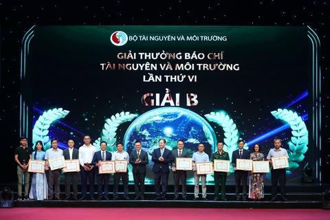 Báo Tuổi Trẻ đoạt giải B Giải thưởng báo chí tài nguyên và môi trường - Ảnh 3. Báo Tuổi Trẻ đoạt giải B Giải thưởng báo chí tài nguyên và môi trường - Ảnh 3.