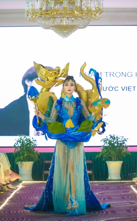 Ngẩn tò te với các thiết kế độc, lạ, đẹp của sinh viên - Ảnh 12. Ngẩn tò te với các thiết kế độc, lạ, đẹp của sinh viên - Ảnh 12.