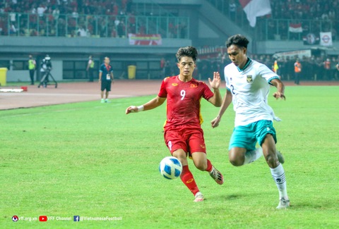 U19 Việt Nam - U19 Philippines chiều 4-7: Cuộc chiến không khoan nhượng - Ảnh 1. U19 Việt Nam - U19 Philippines chiều 4-7: Cuộc chiến không khoan nhượng - Ảnh 1.