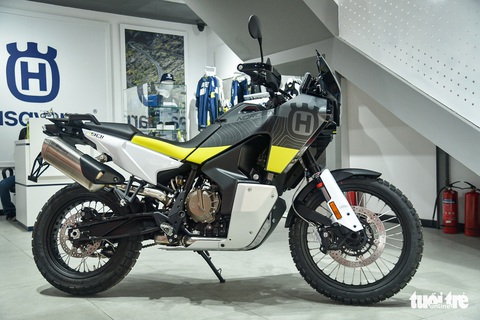Husqvarna Norden 901 - môtô đa địa hình giá ngang ôtô cỡ C tại Việt Nam - Ảnh 2. Husqvarna Norden 901 - môtô đa địa hình giá ngang ôtô cỡ C tại Việt Nam - Ảnh 2.