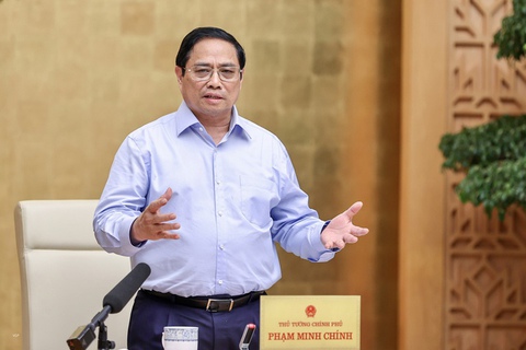 Thủ tướng: Tích cực báo cáo, đề xuất cấp có thẩm quyền điều chỉnh thuế với xăng dầu - Ảnh 1. Thủ tướng: Tích cực báo cáo, đề xuất cấp có thẩm quyền điều chỉnh thuế với xăng dầu - Ảnh 1.