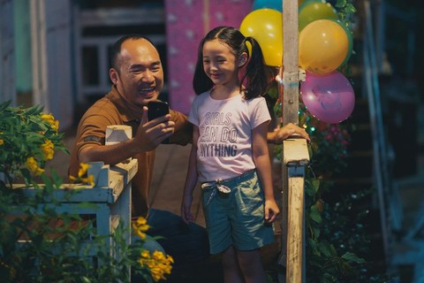 Trần Mạnh Tuấn khóc khi xem con gái biểu diễn, Sơn Tùng M-TP sửa sai nhân ngày sinh nhật - Ảnh 7. Trần Mạnh Tuấn khóc khi xem con gái biểu diễn, Sơn Tùng M-TP sửa sai nhân ngày sinh nhật - Ảnh 7.