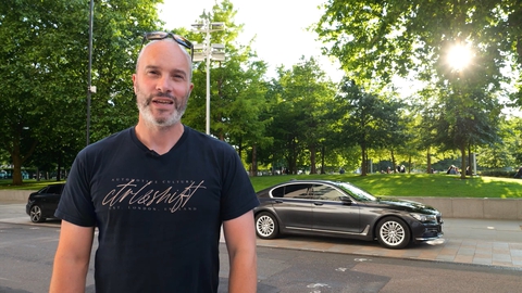 BMW 7-Series đi một mạch 1.650km mà vẫn còn nhiên liệu cho 155km - Ảnh 1. BMW 7-Series đi một mạch 1.650km mà vẫn còn nhiên liệu cho 155km - Ảnh 1.