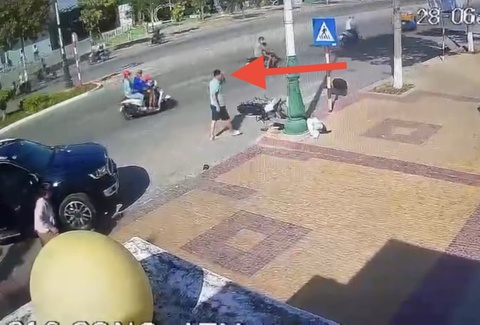 Nữ sinh đi xe máy va chạm ôtô, ra đi trước thi tốt nghiệp THPT, gia đình yêu cầu khởi tố vụ án - Ảnh 1. Nữ sinh đi xe máy va chạm ôtô, ra đi trước thi tốt nghiệp THPT, gia đình yêu cầu khởi tố vụ án - Ảnh 1.