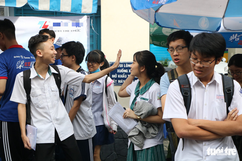 Nam sinh điểm 10 môn văn kỳ thi tốt nghiệp chỉ ‘bí kíp’ điểm cao cho thí sinh - Ảnh 2. Nam sinh điểm 10 môn văn kỳ thi tốt nghiệp chỉ ‘bí kíp’ điểm cao cho thí sinh - Ảnh 2.